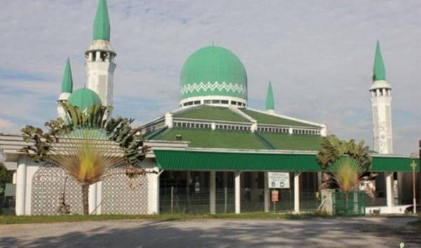 Jemaah positif Covid-19, masjid ditutup