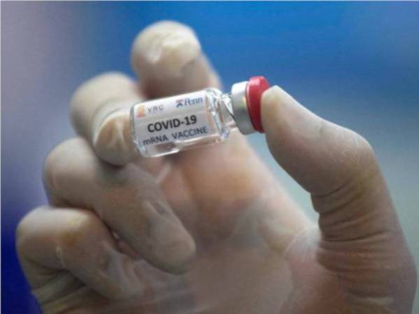 Vaksin Covid-19: Mengapa mRNA jadi pilihan Malaysia?