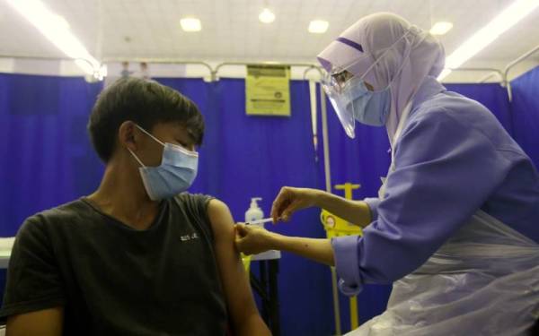 237,200 remaja di Perak terima vaksin bulan ini