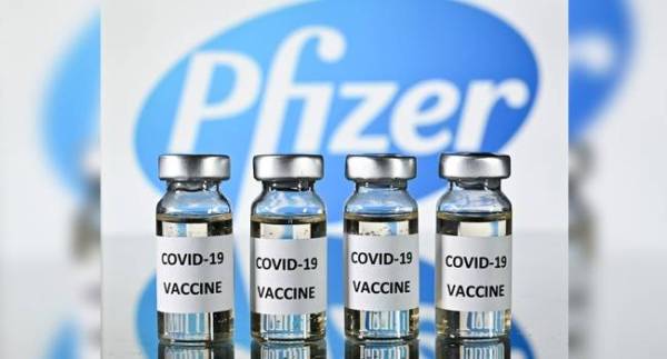 Dua suntikan vaksin Pfizer berkesan selama enam bulan
