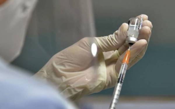 Vaksinasi, dos penggalak bantu kurangkan kemasukan ke ICU, kematian