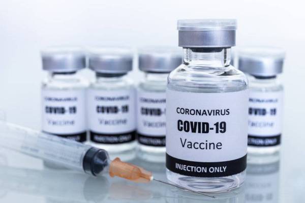Hanoi cadang mulakan pemberian dos keempat vaksin Covid-19